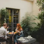 Hotel Le petit Paris