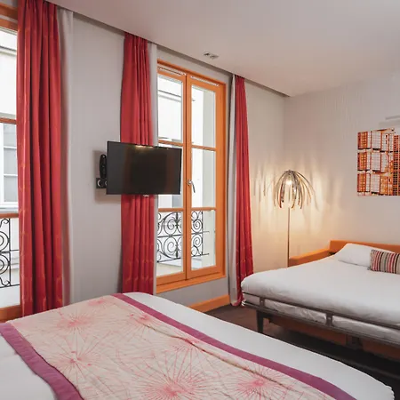 Hotel Le Petit Paris